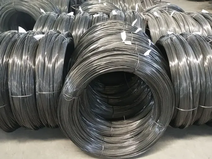 Galvaniseret fjederståltråd